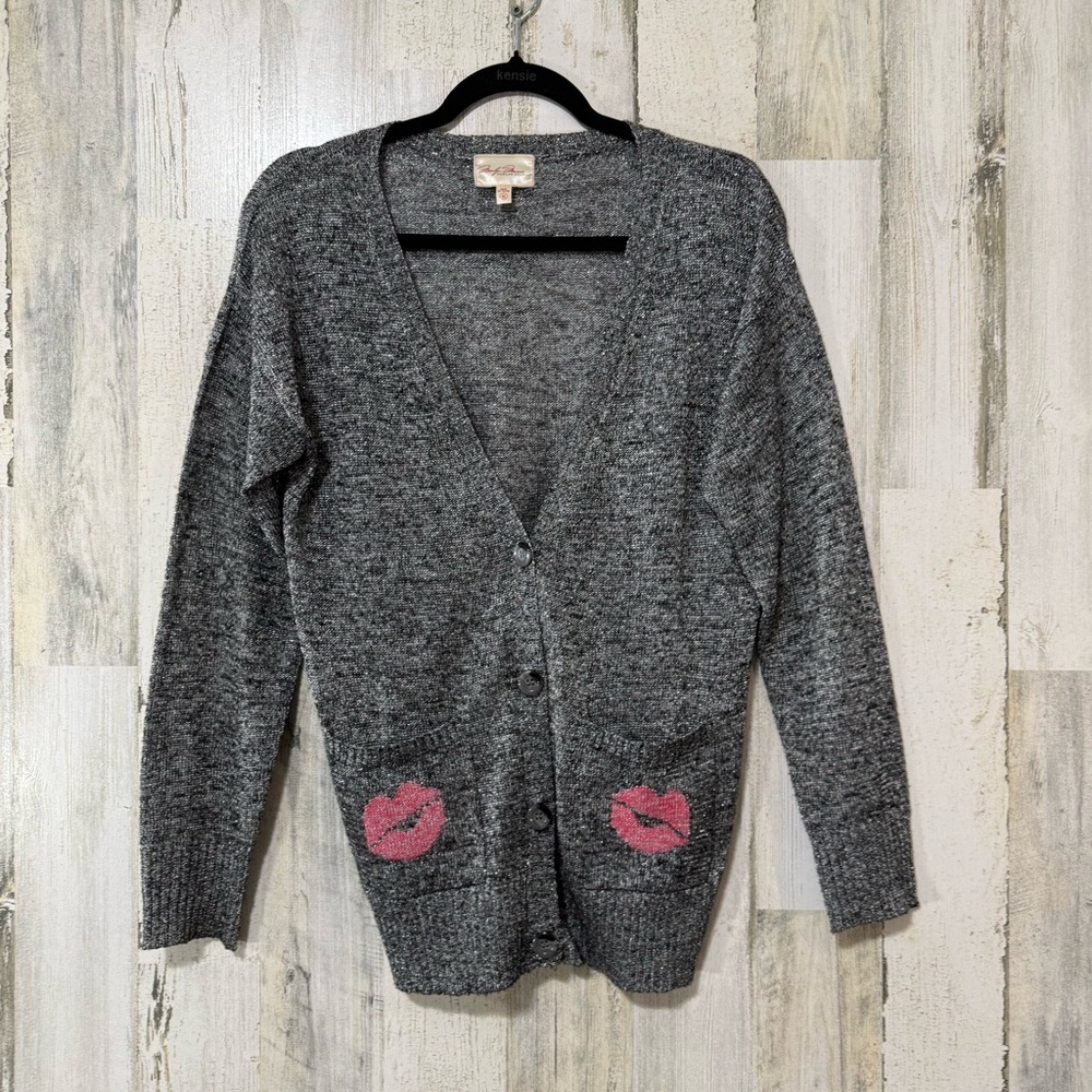 Marilyn Monroe Silver Gray Lightweight Cardigan with Pink Lip Details